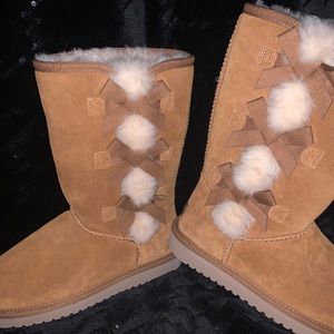KOOLABURRA by Ugg Tall Tan Boots!!